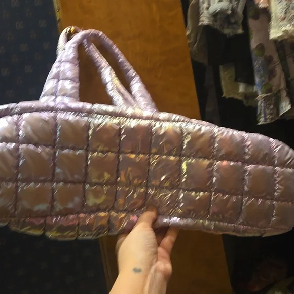 Puffy Lavender Iridescent Tote - Picture 4 of 4